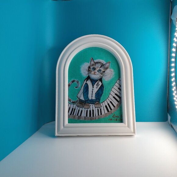 Fun DJ Cat 5"x7" within a new irregular shape white Frame, music cat, keyboard - Picture 6 of 7